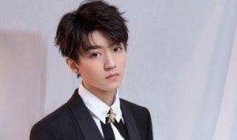 圈内扒爷爆料彭冠英是谁,圈内扒爷独家爆料